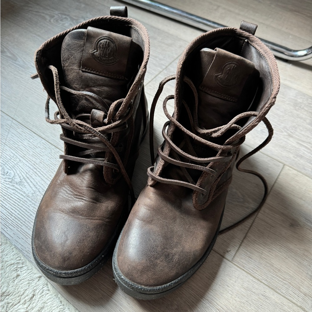 Moncler, Leather Boots, size 41 - Picture 2 of 7